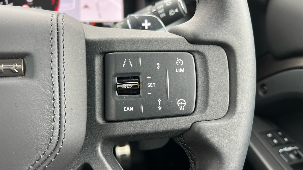 Land Rover Defender 110 3.0 D250 X-dynamic Se 110 Grey #31