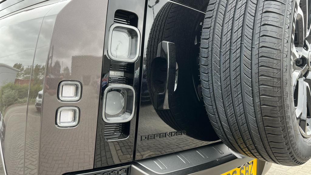 Land Rover Defender 110 3.0 D250 X-dynamic Se 110 Grey #19