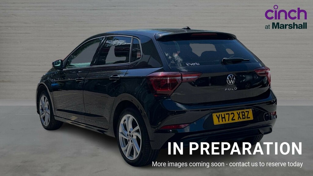 Volkswagen Polo Life Black #2