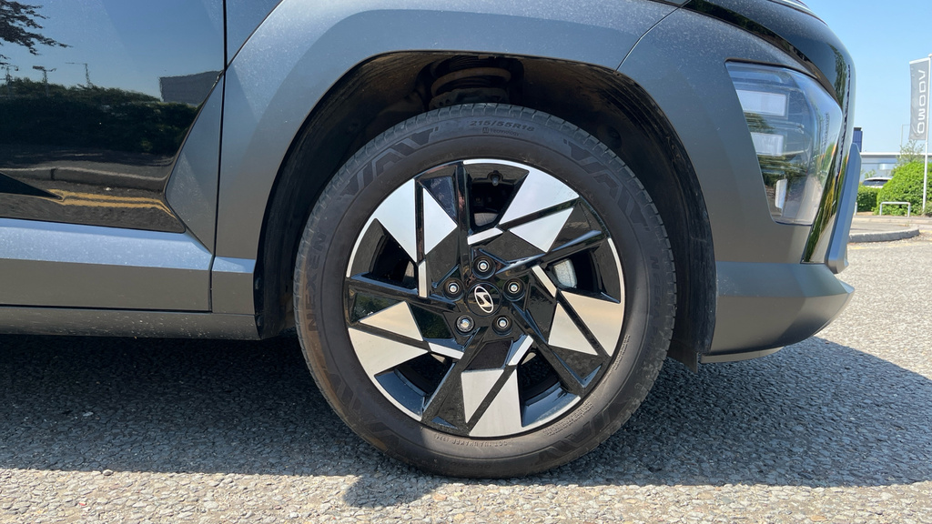 Hyundai Kona 65.4Kwh Ultimate  #20