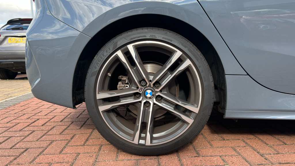 BMW 1 Series 118I M Sport Blue #19