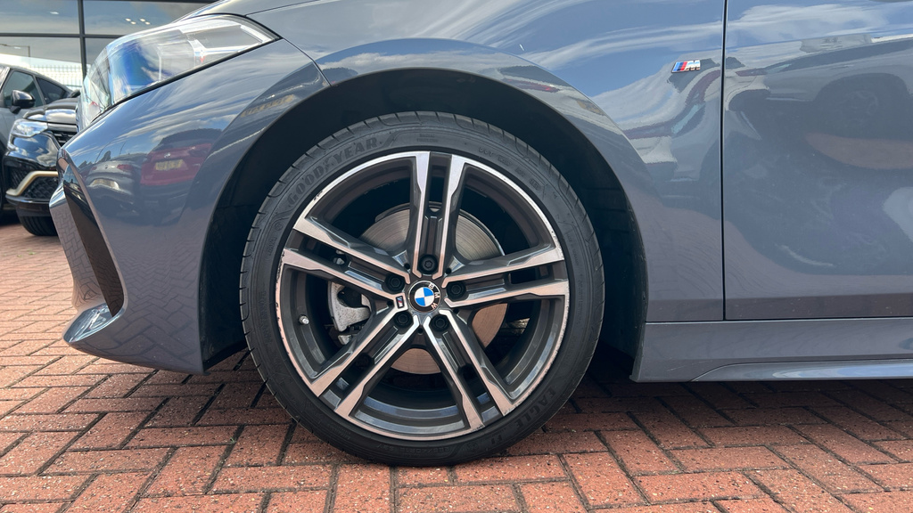 BMW 1 Series 118I M Sport Blue #17