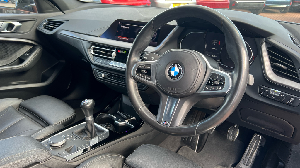 BMW 1 Series 118I M Sport Blue #9
