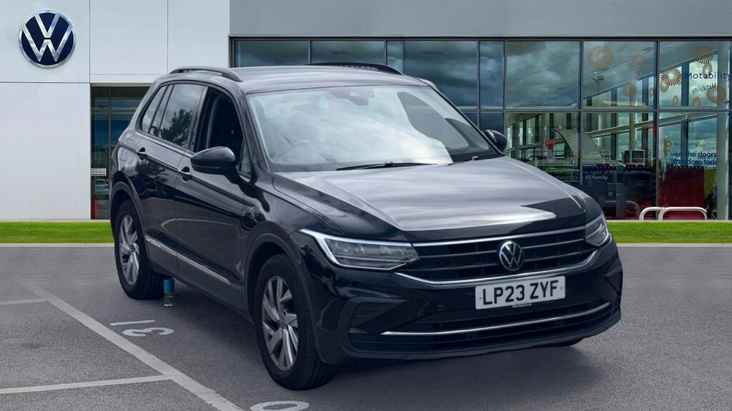 Volkswagen Tiguan Tiguan 1.5 Tsi Life Black