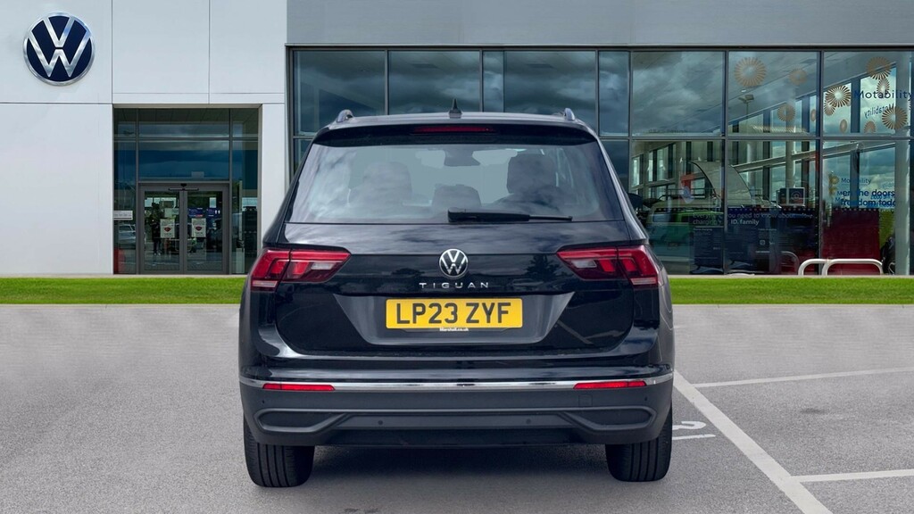 Volkswagen Tiguan R-line White #11