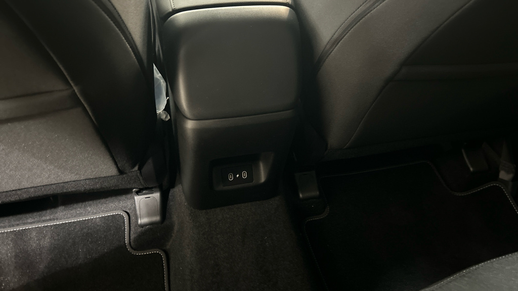 Hyundai Tucson Ultimate T-gdi Hev Black #32