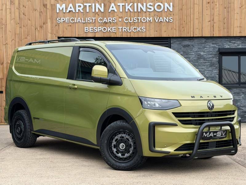 Volkswagen Transporter 2.0 Tdi 150 Commerce Pro Van 4Motion - 2025 VN75TUW Green #2