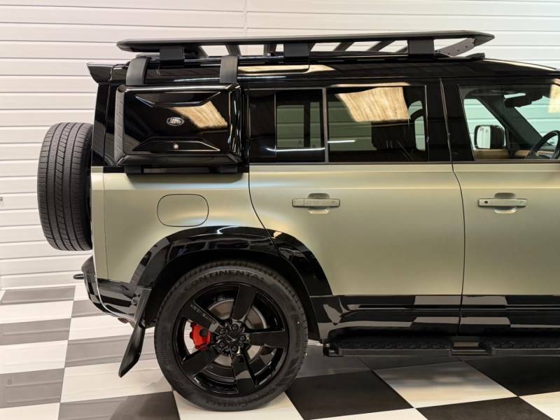 Land Rover Defender 110 2.0 P400e X 110 400Ps - 2023 73 FJ73YXV Green #6