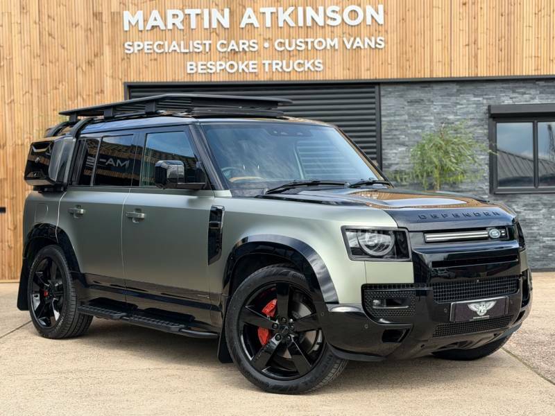 Land Rover Defender 110 2.0 P400e X 110 400Ps - 2023 73 FJ73YXV Green #2