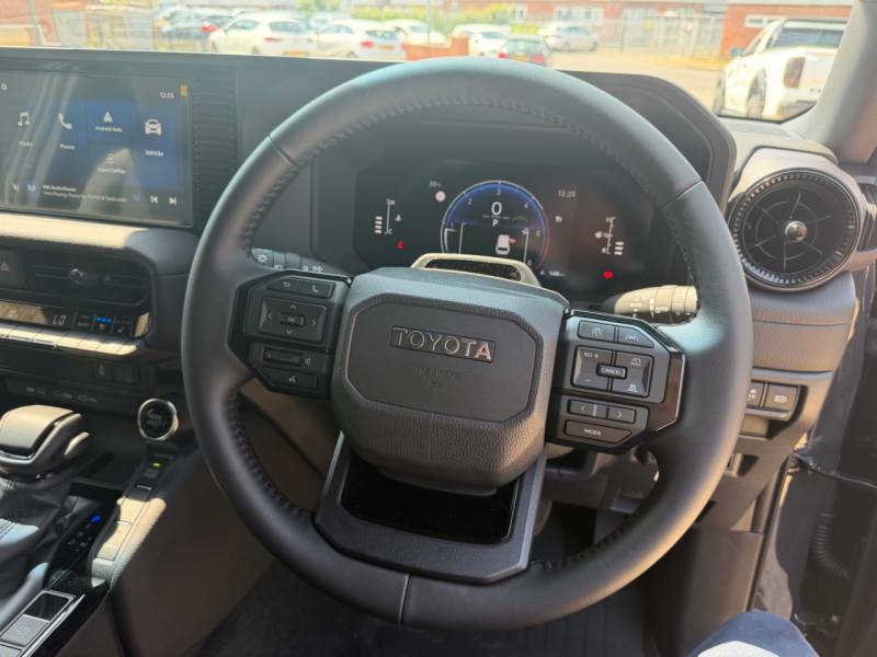 Toyota Land Cruiser 2.8L Null Grey #7