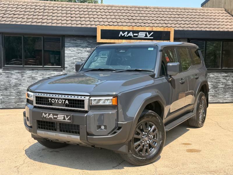 Toyota Land Cruiser 2.8L Null Grey #16