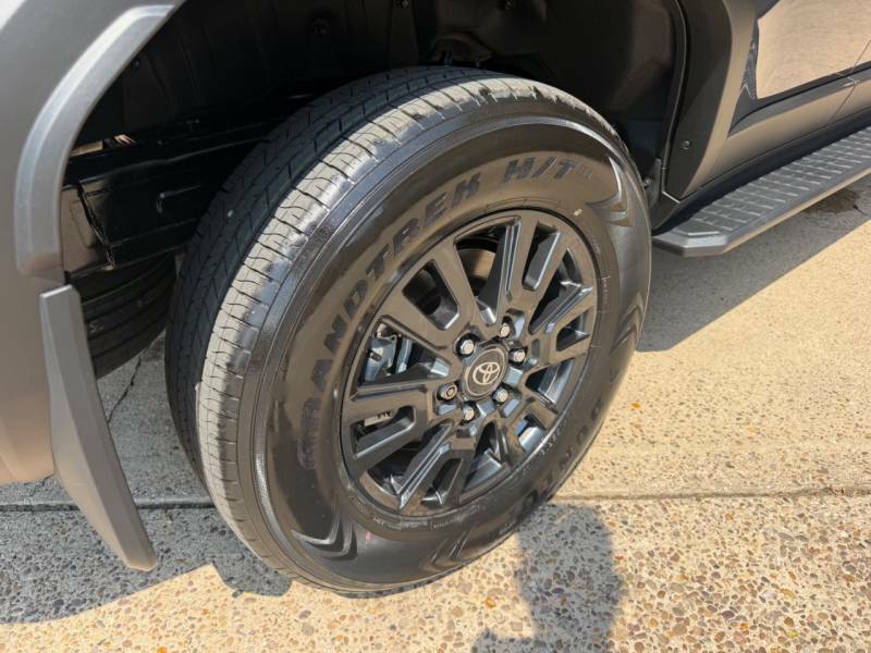 Toyota Land Cruiser 2.8L Null Grey #26