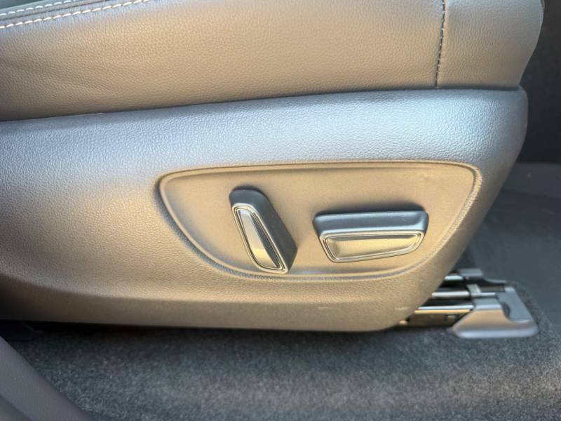 Toyota Land Cruiser 2.8L Null Grey #9