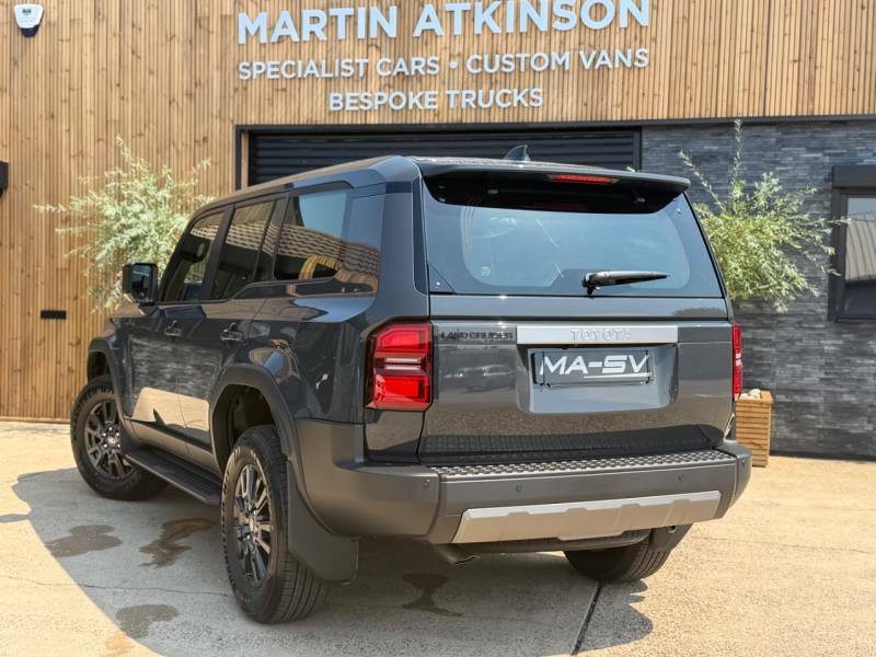 Toyota Land Cruiser 2.8L Null Grey #19
