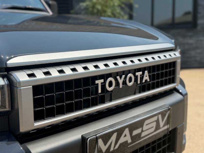 Toyota Land Cruiser 2.8 48V Hybrid Commercial Grey #3