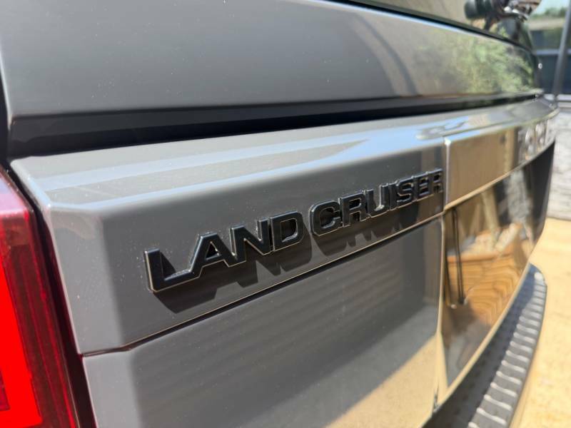 Toyota Land Cruiser 2.8L Null Grey #15