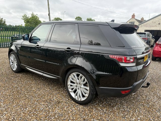 Land Rover Range Rover Sport 3.0 Sdv6 Hse CX17WNV Black #3