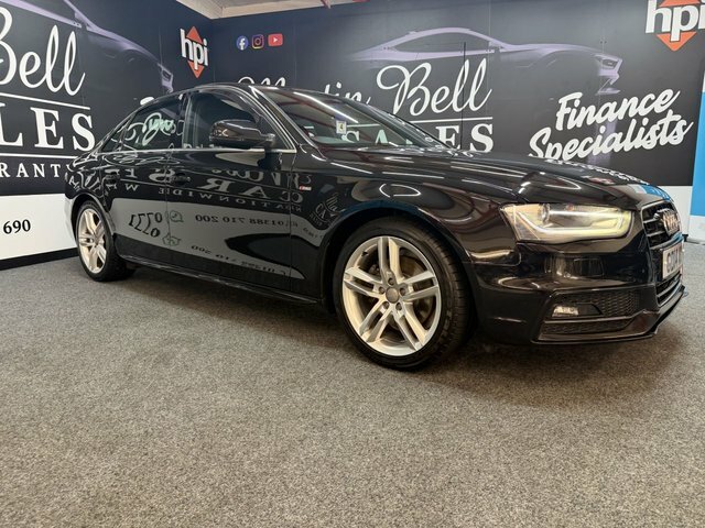 Audi A4 2.0 Tdi S Line Black