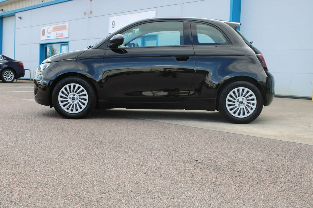 Fiat 500E Hatchback Black #4