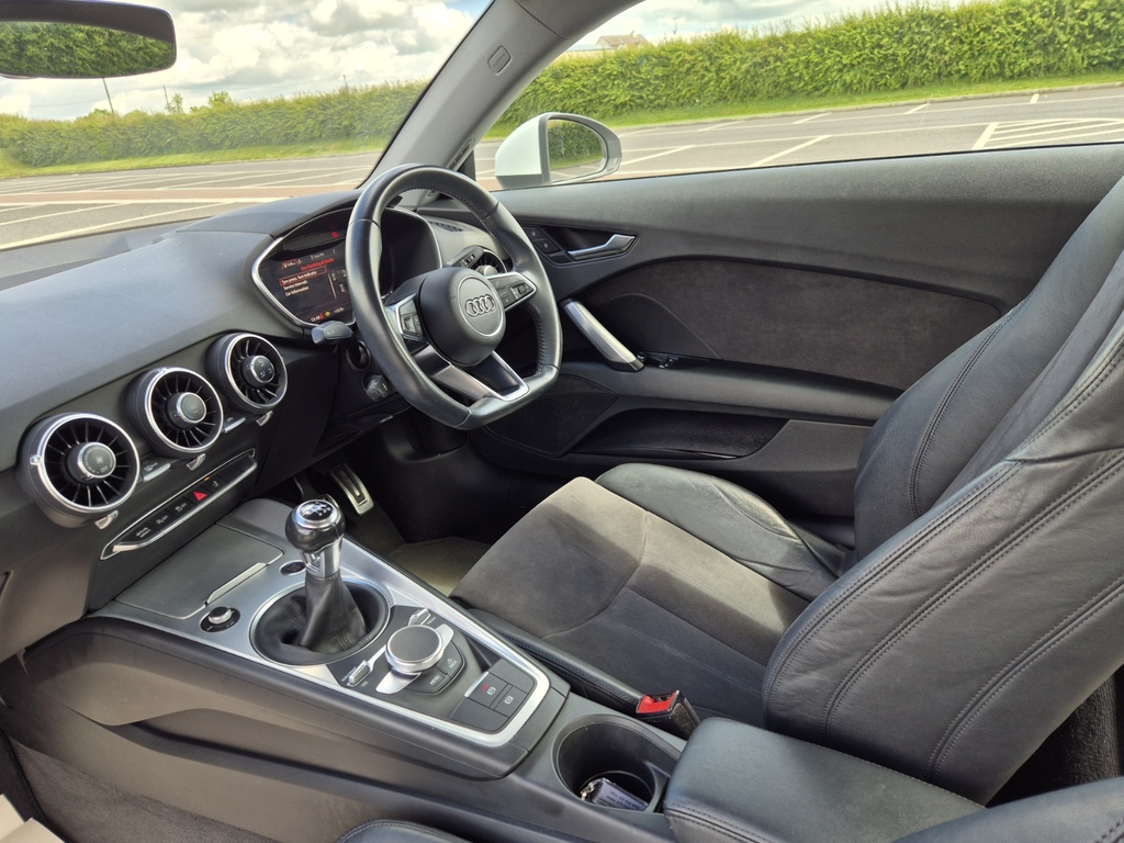 Audi TT Tfsi Sport Black #15