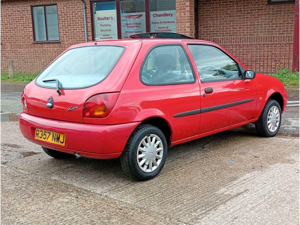 Ford Fiesta 1.25 LX Red #6