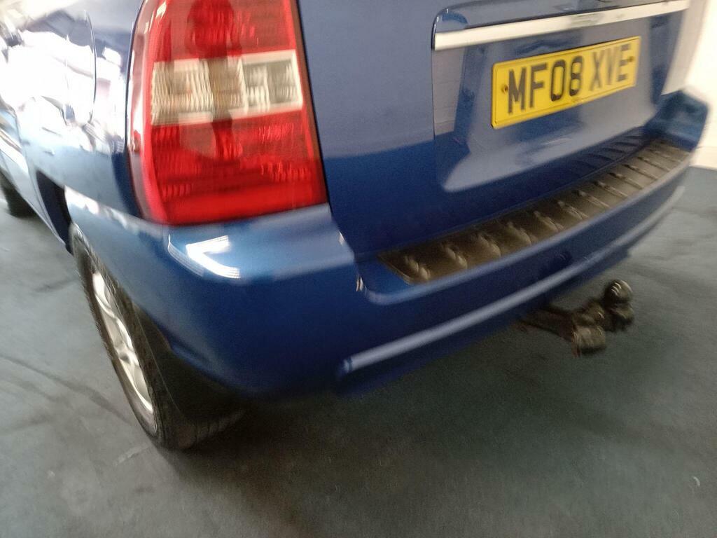 Kia Sportage  Silver #25