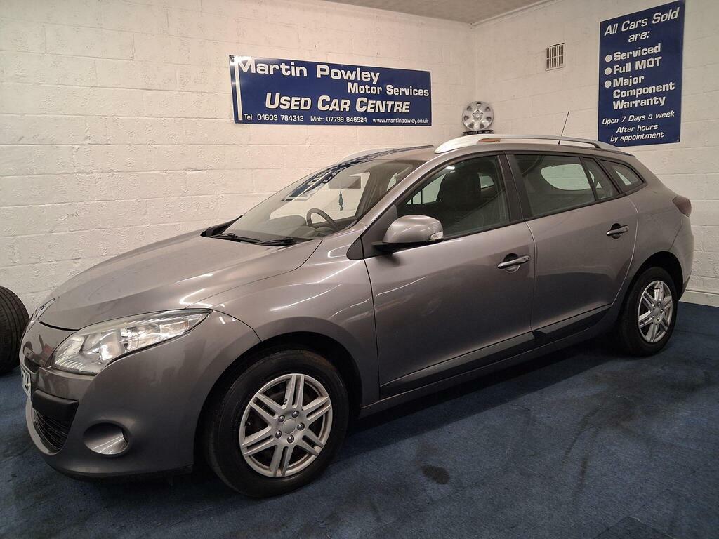 Renault Megane 1.5 Dci Expression Sport Tourer Euro 5 Grey
