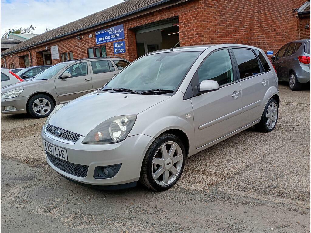 Ford Fiesta 1.25 Zetec Climate Silver