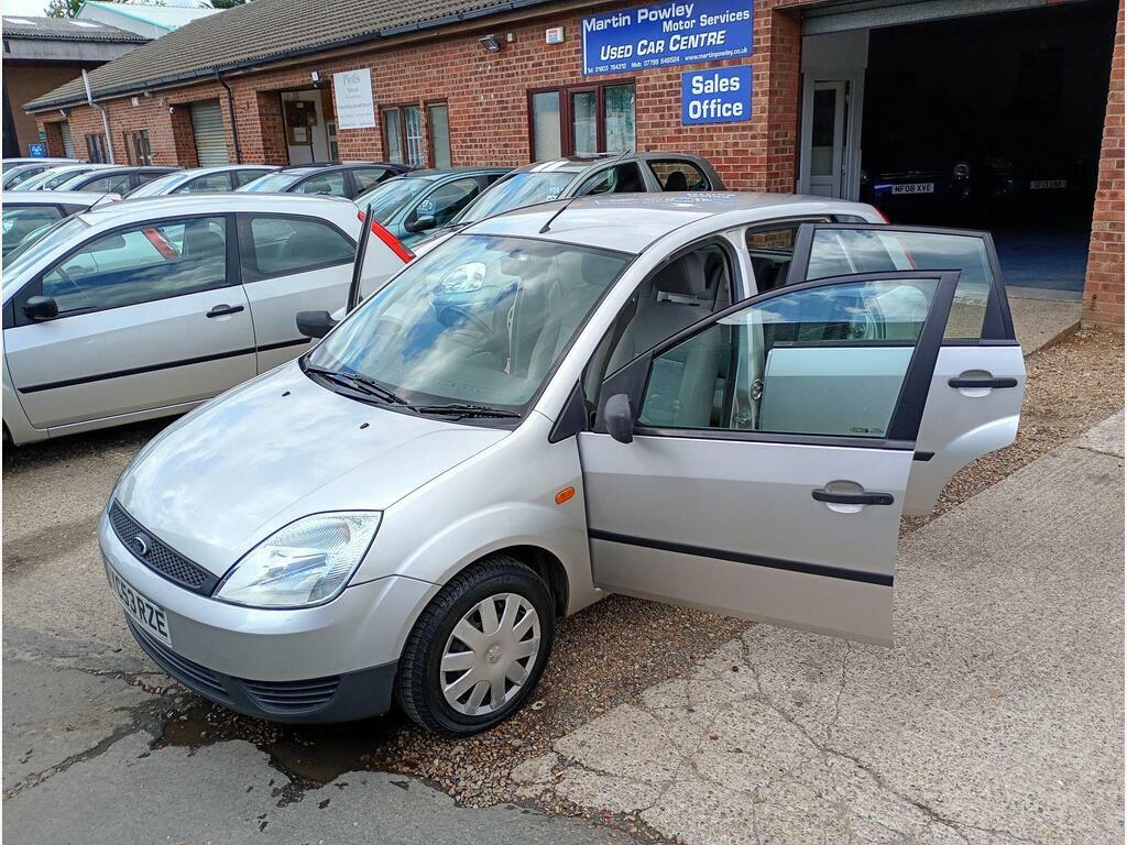 Ford Fiesta 1.4 LX Silver #5