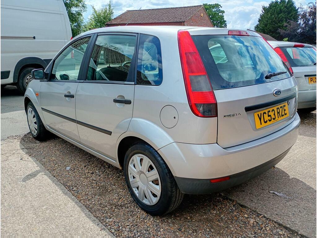 Ford Fiesta 1.4 LX Silver #4