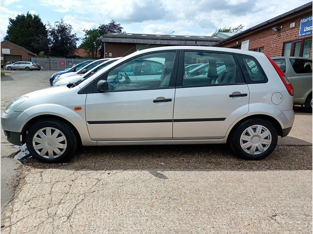Ford Fiesta 1.4 LX Silver #3