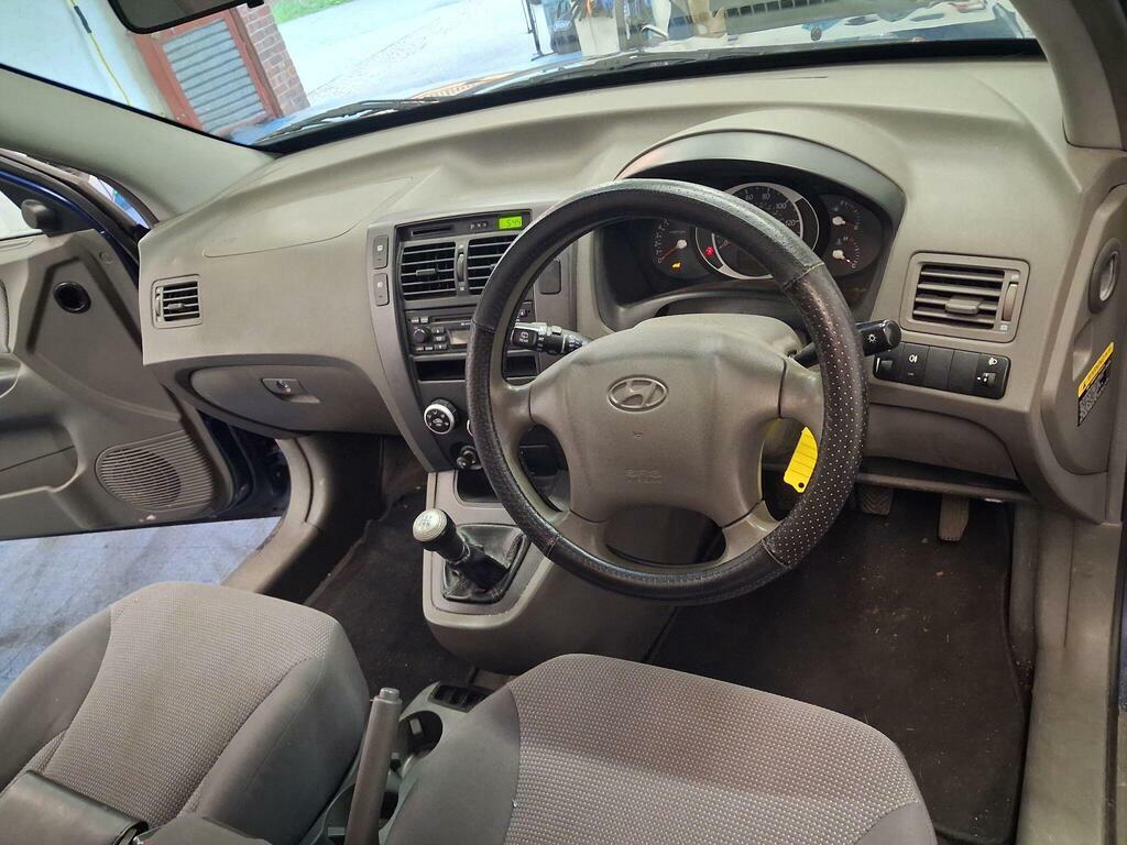 Hyundai Tucson 2.0 16V Cdx 4Wd Silver #40