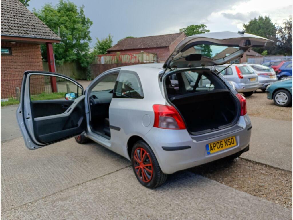 Toyota Yaris 1.3 T3 Multimode Silver #10