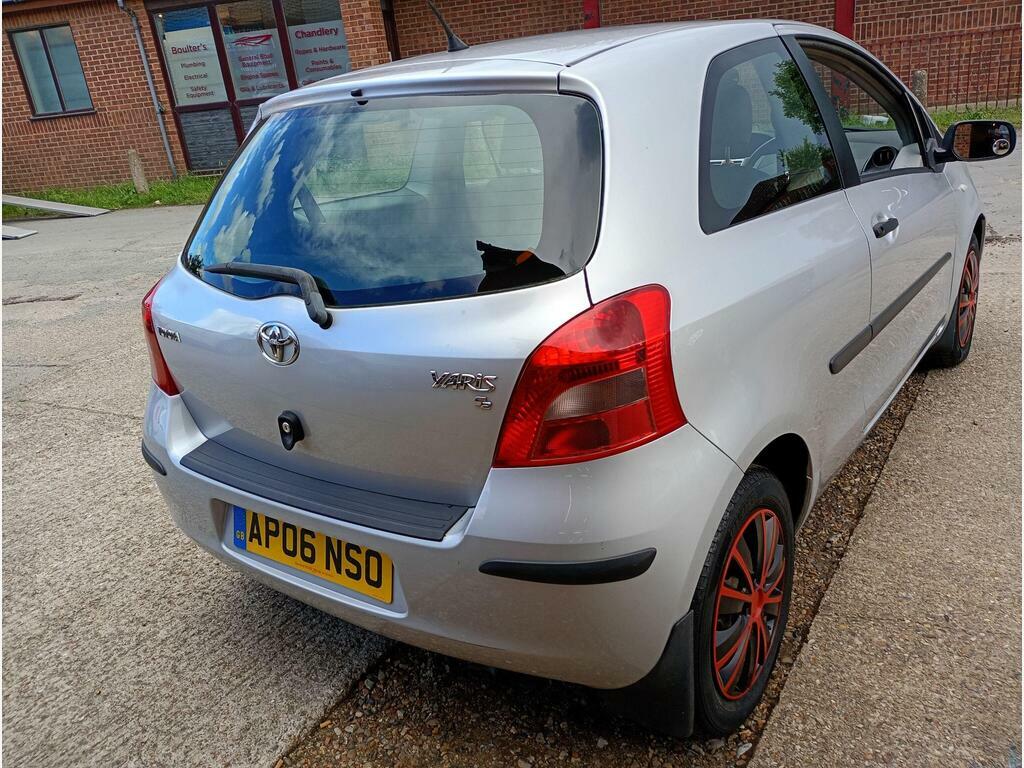 Toyota Yaris 1.3 T3 Multimode Silver #9