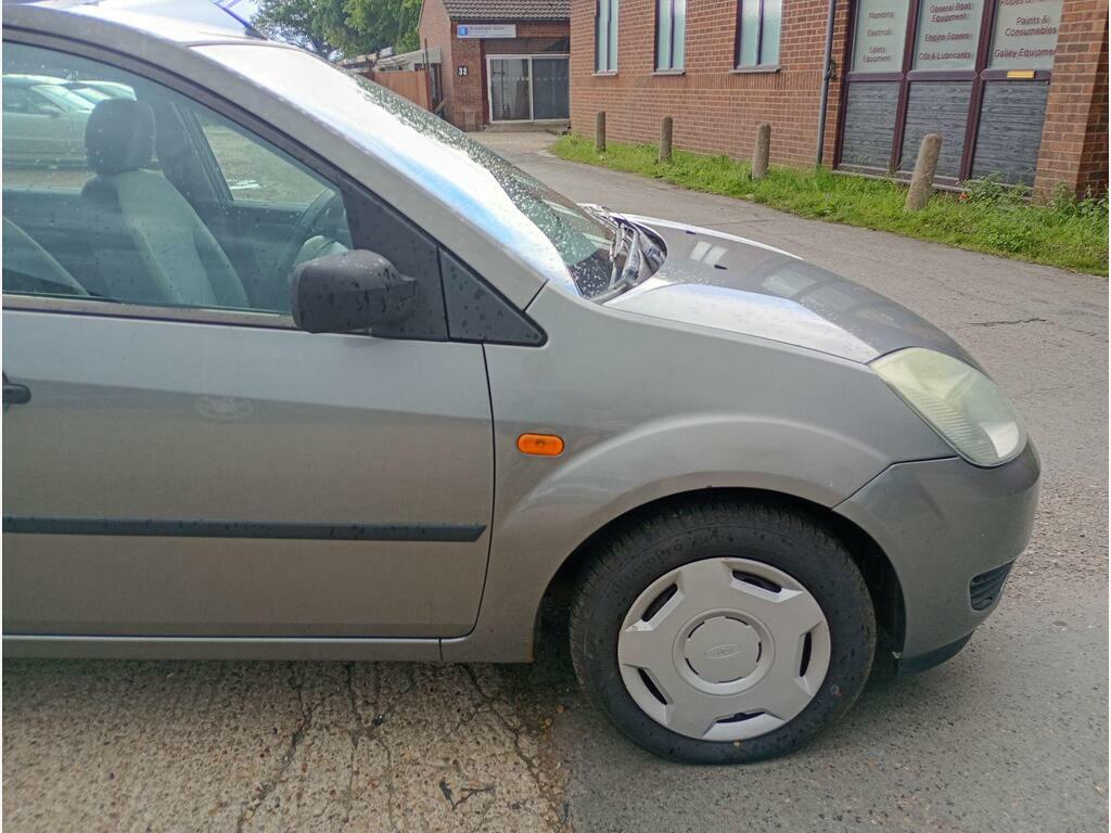 Ford Fiesta 2002 52 LX #8