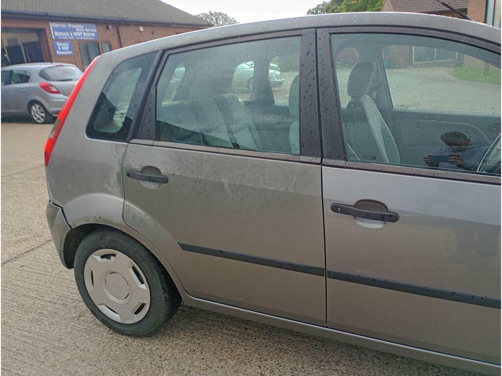 Ford Fiesta 2002 52 LX #11