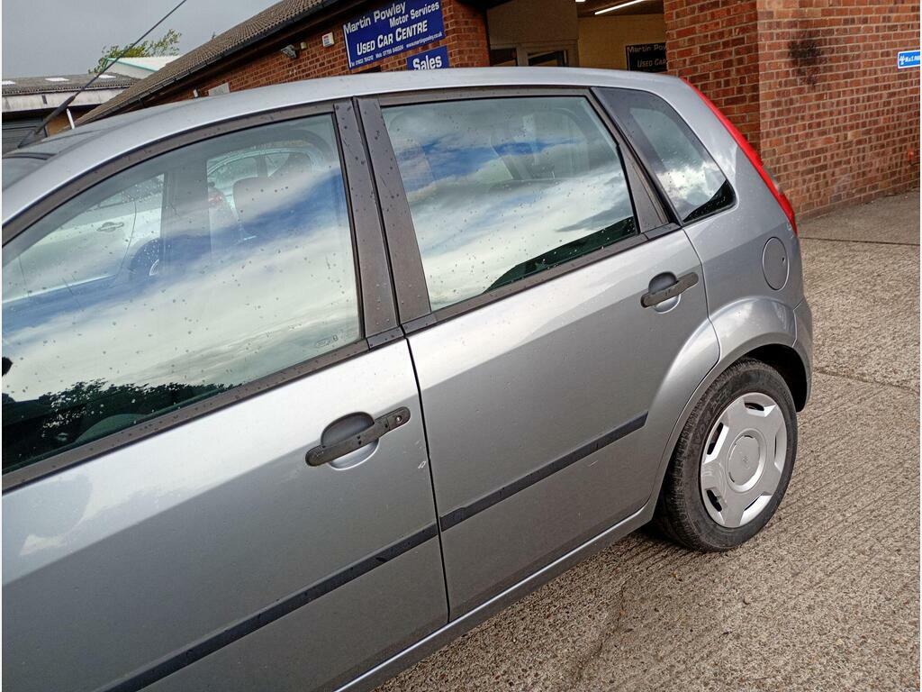 Ford Fiesta 2002 52 LX #9