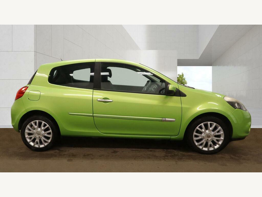 Renault Clio Hatchback Black #12
