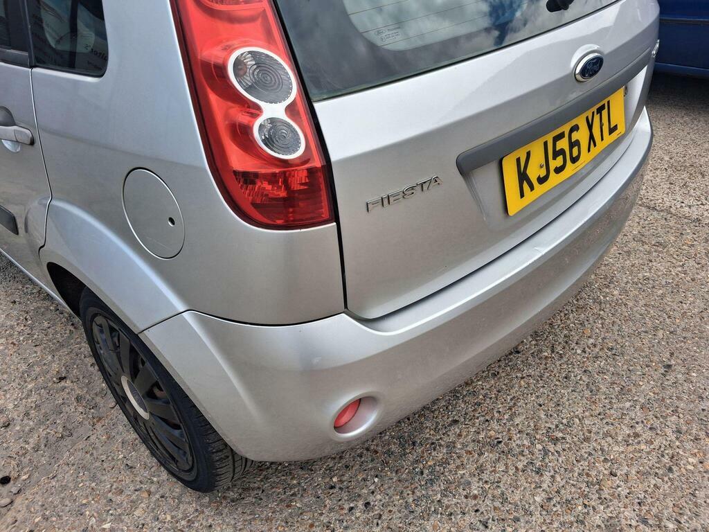 Ford Fiesta Hatchback 1.4 Red #15