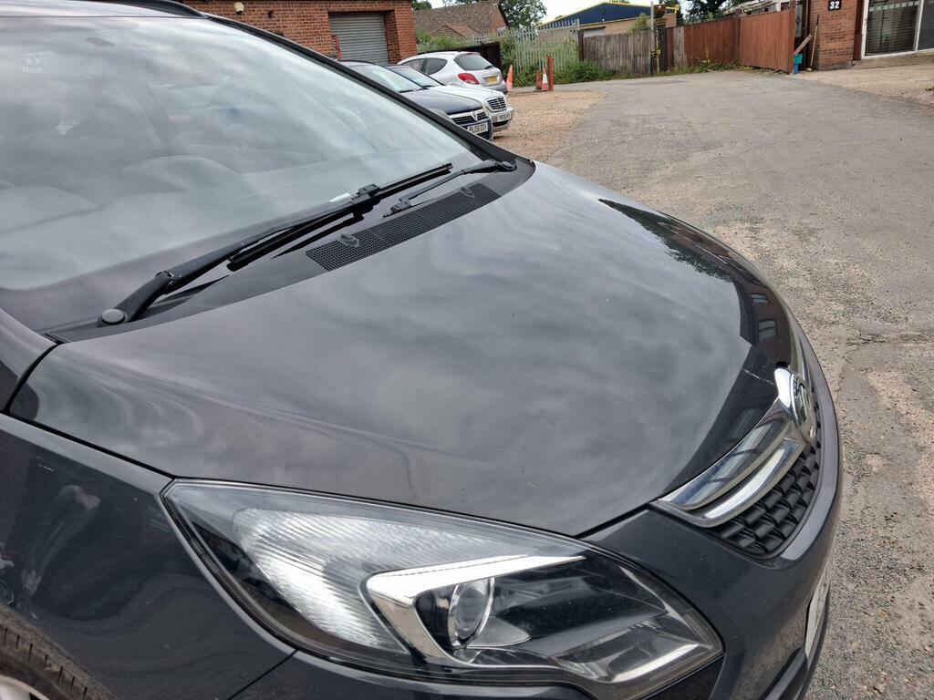 Vauxhall Zafira Tourer Sri Cdti Red #16