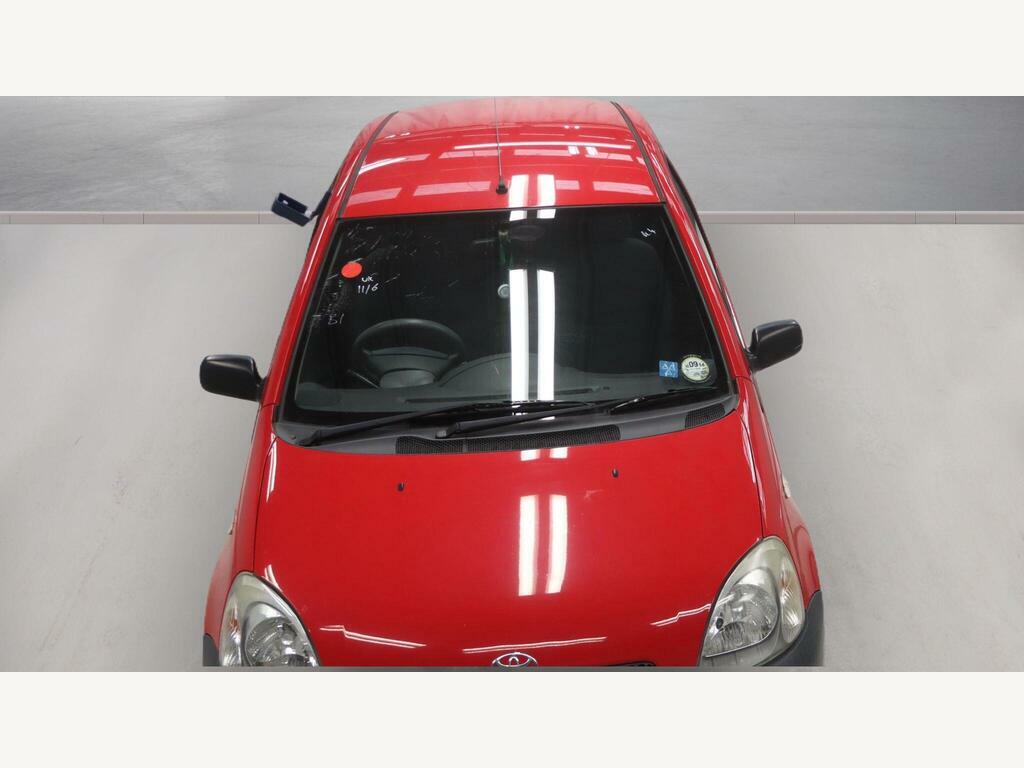Toyota Yaris Hatchback Black #7
