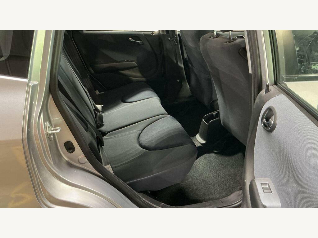 Honda Jazz 1.4L Se Silver #8