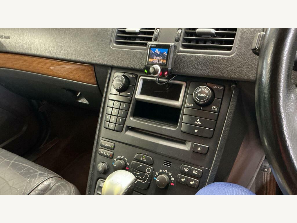 Volvo XC90 2.4 D5 Se Geartronic Awd Silver #2