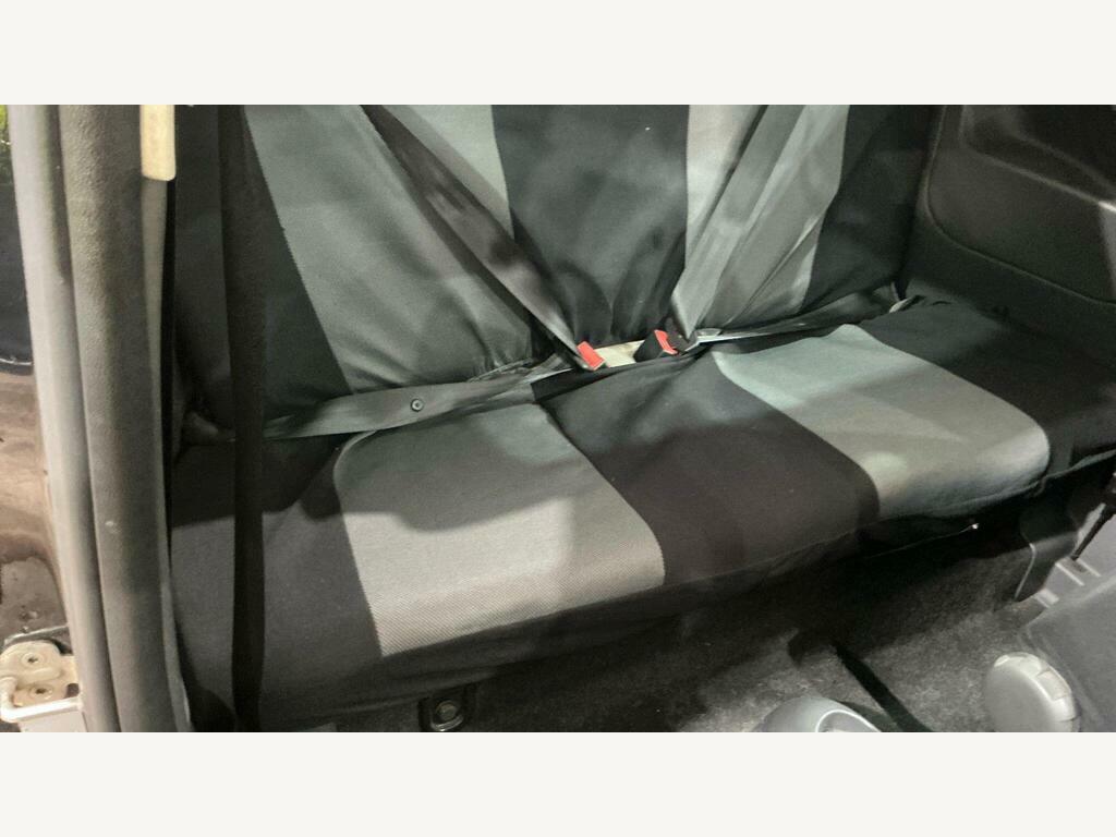 Fiat 500 Hatchback White #10