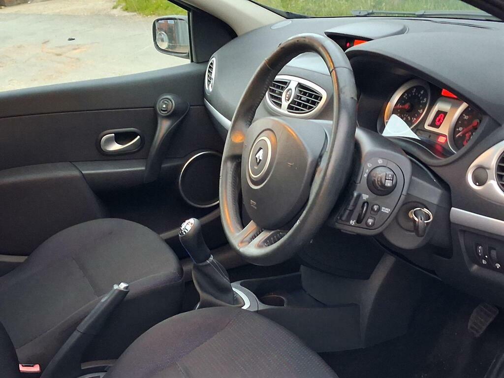 Renault Clio 1.4 16V Dynamique S Blue #4