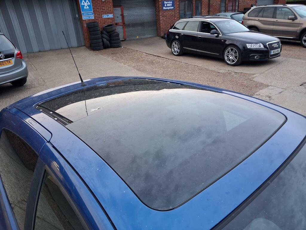 Renault Clio 1.4 16V Dynamique S Blue #5
