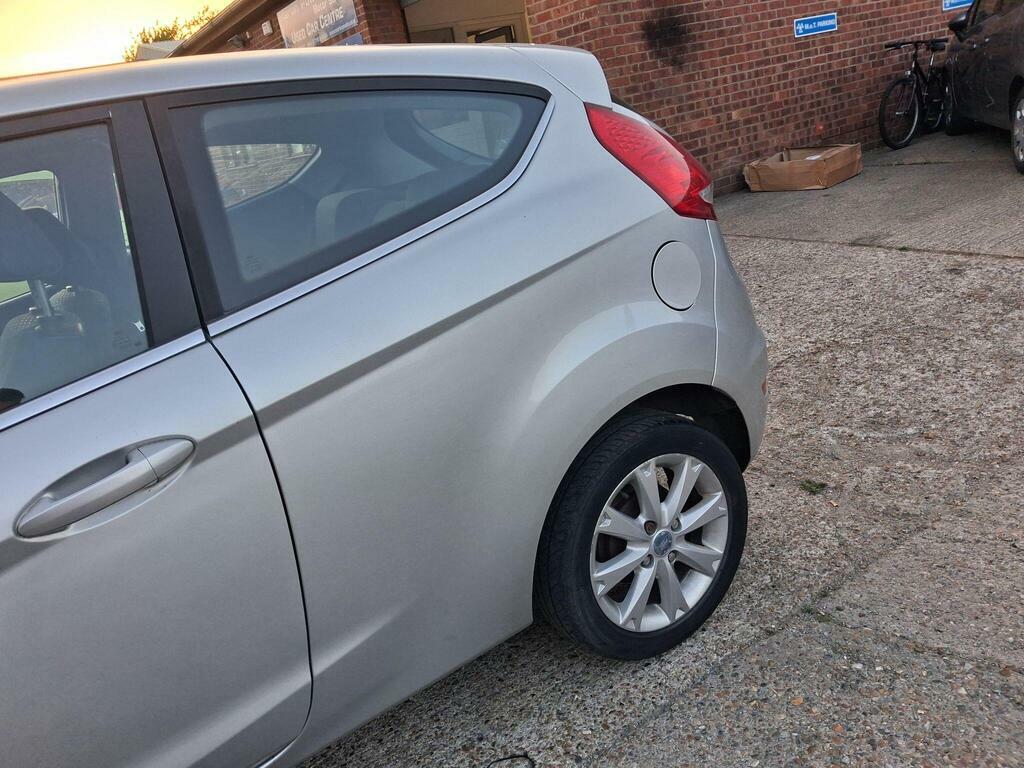 Ford Fiesta Hatchback Blue #16