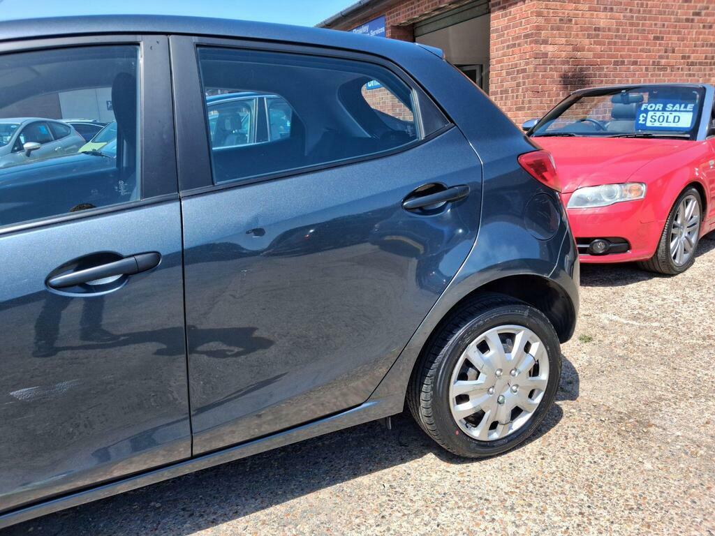 Mazda 2 Hatchback 1.5 Sport Euro 5 201161 Blue #34