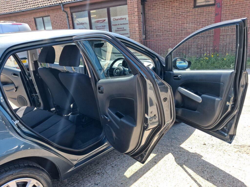 Mazda 2 Hatchback 1.5 Sport Euro 5 201161 Blue #33