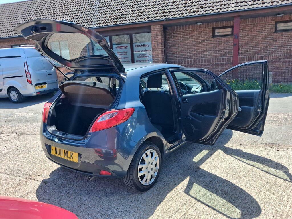 Mazda 2 Hatchback 1.5 Sport Euro 5 201161 Blue #32